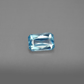 1.20カラットの天然ブルージルコン（7×4.8 mm・エメラルドカット）