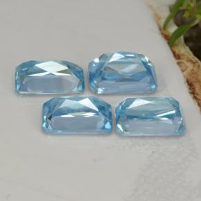 3.73カラットの天然ブルージルコン（6.2×4 mm・エメラルドカット）