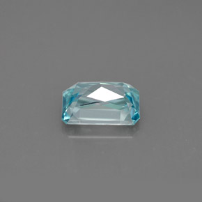 1.53カラットの天然ブルージルコン（7.2×4.8 mm・エメラルドカット）