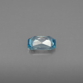0.99カラットの天然ブルージルコン（6.6×4.8 mm・エメラルドカット）