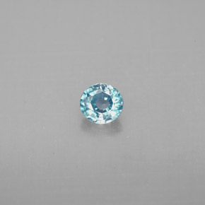 0.58カラットの天然ブルージルコン（4.31 mm・ラウンドカット）