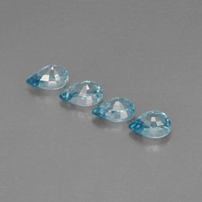 カラットの天然ブルージルコン（7.1×5.1 mm・洋梨の形）