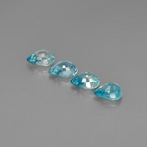 カラットの天然ブルージルコン（7.2×5.1 mm・洋梨の形）