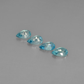 カラットの天然ブルージルコン（6.9×5 mm・洋梨の形）