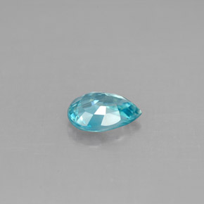1.02カラットの天然ブルージルコン（7.1×5.1 mm・洋梨の形）