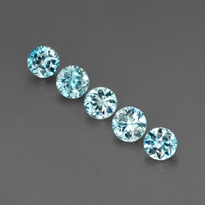 カラットの天然ブルージルコン（4.29 mm・ラウンドカット）