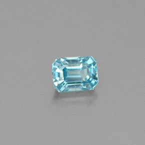 0.41カラットの天然ブルージルコン（4×3 mm・エメラルドカット）