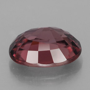 2.86カラットの天然ピンクローズジルコン（9.1×7.1 mm・オーバルカット）