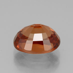 3.45カラットの天然オレンジジルコン（9×7 mm・オーバルカット）