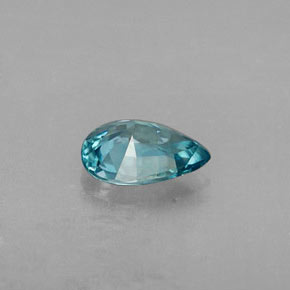 0.77カラットの天然ブルージルコン（6.8×4.9 mm・洋梨の形）