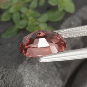 3.11カラットの天然ローズオレンジジルコン（9.1×7.1 mm・オーバルカット）