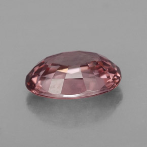 4.41カラットの天然ローズジルコン（10.8×8 mm・オーバルカット）