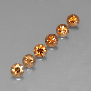 カラットの天然オレンジジルコン（4.04 mm・ラウンドカット）