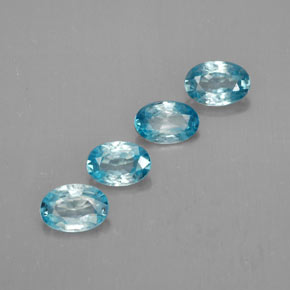 カラットの天然ブルージルコン（6×4.1 mm・オーバルカット）