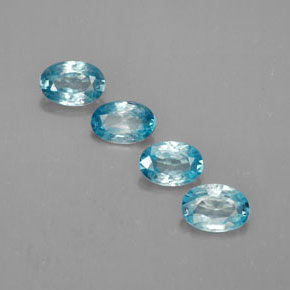 カラットの天然ブルージルコン（6×4.1 mm・オーバルカット）
