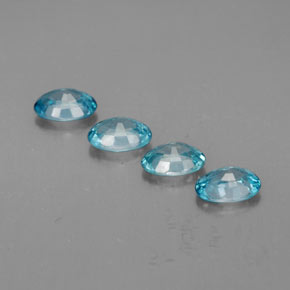 2.74カラットの天然ブルージルコン（6×4.1 mm・オーバルカット）