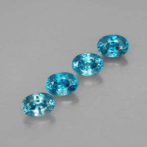 カラットの天然ブルージルコン（5.9×4.2 mm・オーバルカット）