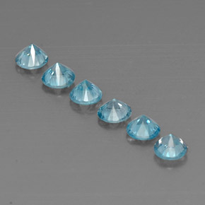 カラットの天然ブルージルコン（4.62 mm・ラウンドカット）