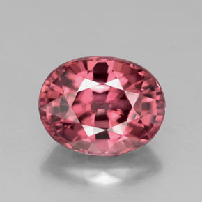 3.22カラットの天然ローズピンクジルコン（8.9×7 mm・オーバルカット）
