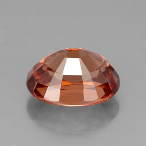 3.38カラットの天然オレンジジルコン（9×7.1 mm・オーバルカット）