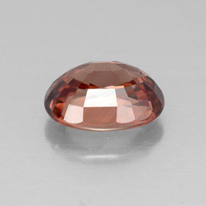 3.26カラットの天然ローズオレンジジルコン（9.1×7.1 mm・オーバルカット）