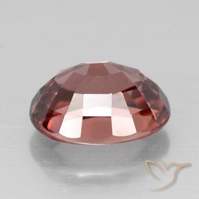 3.33カラットの天然ダークレッドジルコン（9.1×7.1 mm・オーバルカット）
