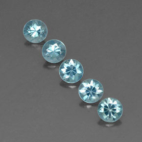 カラットの天然ブルージルコン（4.59 mm・ラウンドカット）