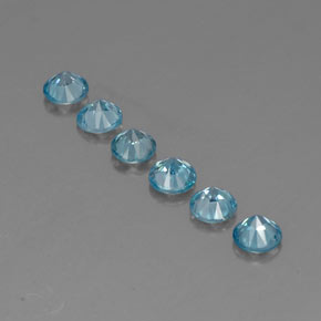 カラットの天然ブルージルコン（4.42 mm・ラウンドカット）