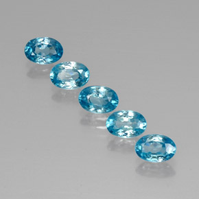 3.76カラットの天然ブルージルコン（6.1×4.2 mm・オーバルカット）
