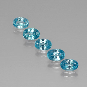 3.57カラットの天然ミディアムブルーグリーンジルコン（6×4.1 mm・オーバルカット）