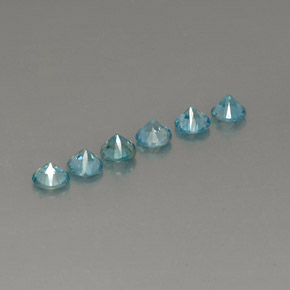 カラットの天然ブルージルコン（4.42 mm・ラウンドカット）
