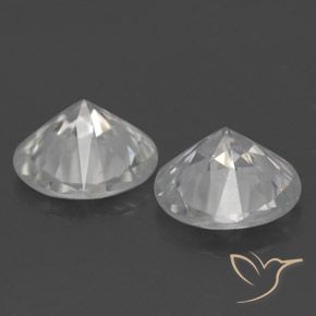 Shop natural 2.89ct ホワイト ジルコン gems, ラウンド, from カンボジア at GemSelect. In stock, global shipping!