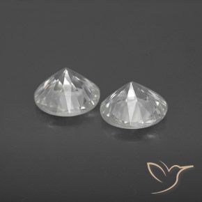 Shop natural 3.35ct ホワイト ジルコン gems, ラウンド, from カンボジア at GemSelect. In stock, global shipping!