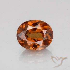 2.11カラットの天然ミディアムダークオレンジジルコン（7.8×6.5 mm・オーバルカット）