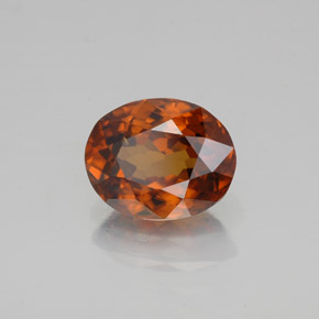 1.99カラットの天然ディープオレンジジルコン（7.8×6.2 mm・オーバルカット）