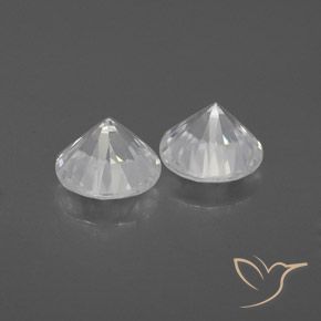 Shop natural 2.52ct ホワイト ジルコン gems, ラウンド, from カンボジア at GemSelect. In stock, global shipping!