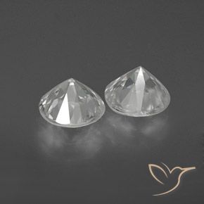 Shop natural 2.24ct ホワイト ジルコン gems, ラウンド, from カンボジア at GemSelect. In stock, global shipping!