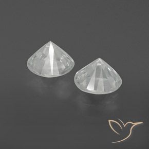 Shop natural 2.15ct ホワイト ジルコン gems, ラウンド, from カンボジア at GemSelect. In stock, global shipping!