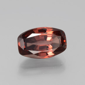 2.97カラットの天然ローズオレンジジルコン（9.5×6 mm・ファンシーシェイプ）