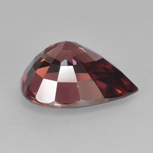 2.75カラットの天然濃いベリーレッドジルコン（9.3×7.4 mm・洋梨の形）