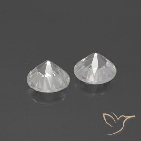 Shop natural 4.02ct ホワイト ジルコン gems, ラウンド, from カンボジア at GemSelect. In stock, global shipping!