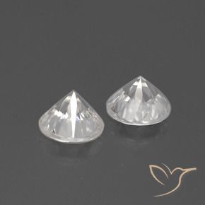 Shop natural 3.22ct ウォームホワイト ジルコン gems, ラウンド, from カンボジア at GemSelect. In stock, global shipping!