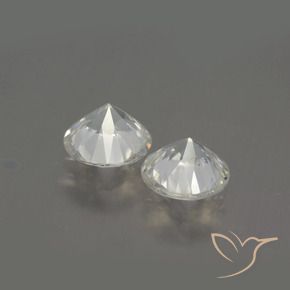 Shop natural 4.32ct ウォームホワイト ジルコン gems, ラウンド, from カンボジア at GemSelect. In stock, global shipping!