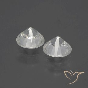 Shop natural 3.83ct ウォームホワイト ジルコン gems, ラウンド, from ミャンマー at GemSelect. In stock, global shipping!