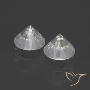 Shop natural 3.54ct ウォームホワイト ジルコン gems, ラウンド, from ミャンマー at GemSelect. In stock, global shipping!