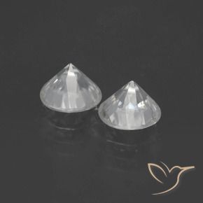 Shop natural 2.43ct ウォームホワイト ジルコン gems, ラウンド, from ミャンマー at GemSelect. In stock, global shipping!