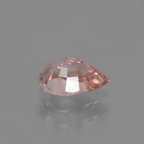 1.03カラットの天然ローズピンクジルコン（6.9×4.8 mm・洋梨の形）