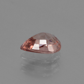 1.48カラットの天然ピーチジルコン（7.8×5.7 mm・洋梨の形）
