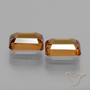 Shop natural 3.27ct ディープオレンジ ジルコン gems, 八角形 / エメラルドカット, from タンザニア at GemSelect. In stock, global shipping!
