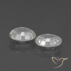 Shop natural 2.21ct ホワイト ジルコン gems, 楕円形, from カンボジア at GemSelect. In stock, global shipping!